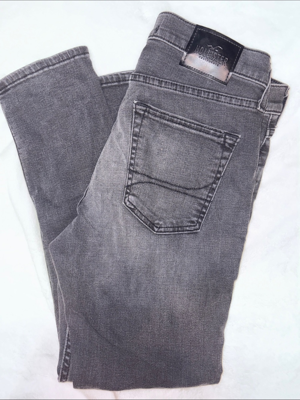 Hollister Men’s Washed Black Slim Taper Jeans